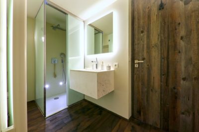 Showroom-JMV-Resort-Val-D'Isère-salle de bain